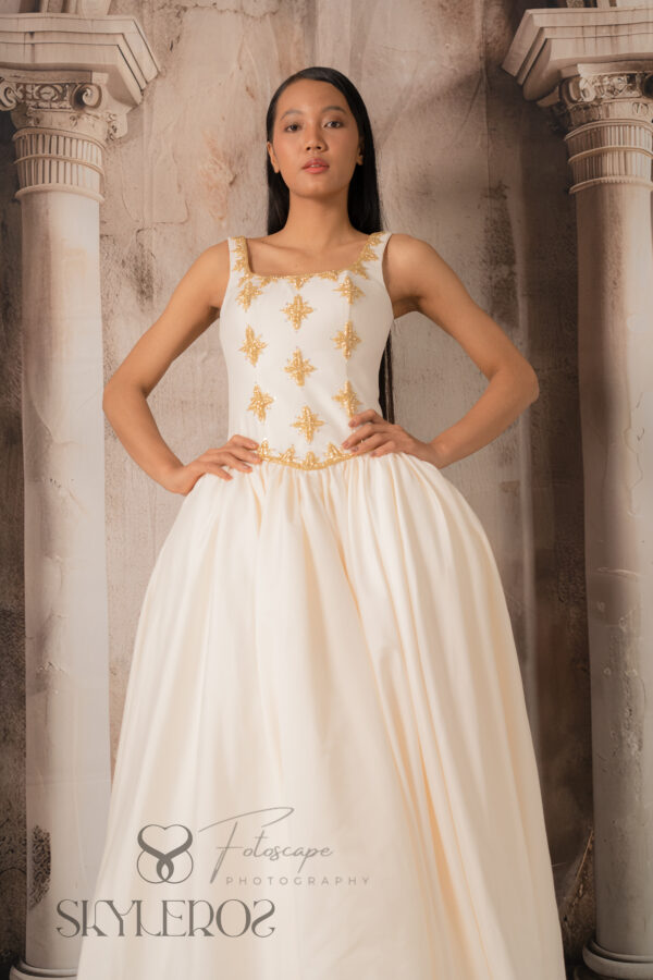 wide hip wedding dress, pannier skirt bridal gown